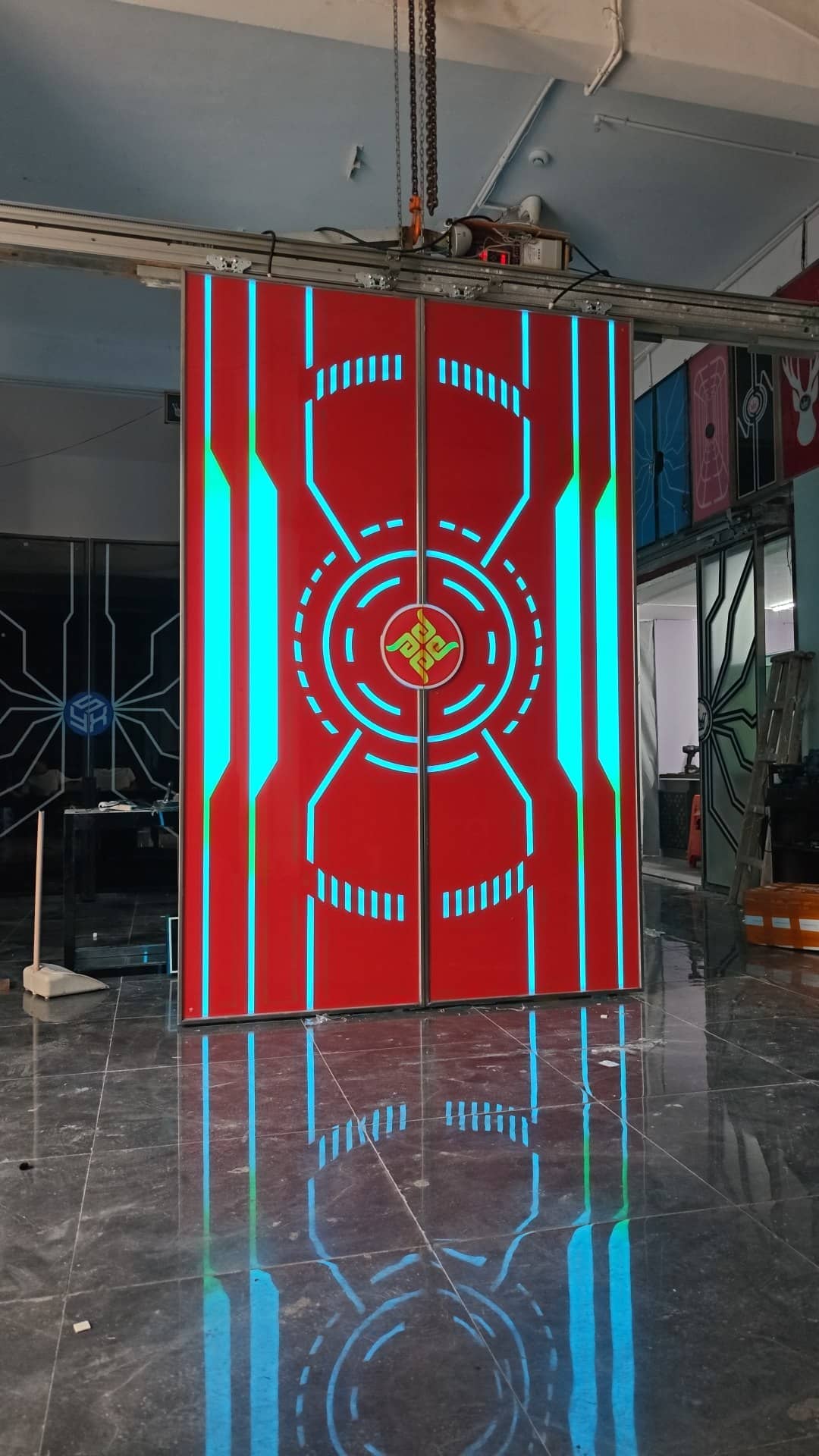 电竞馆科技门 网红门