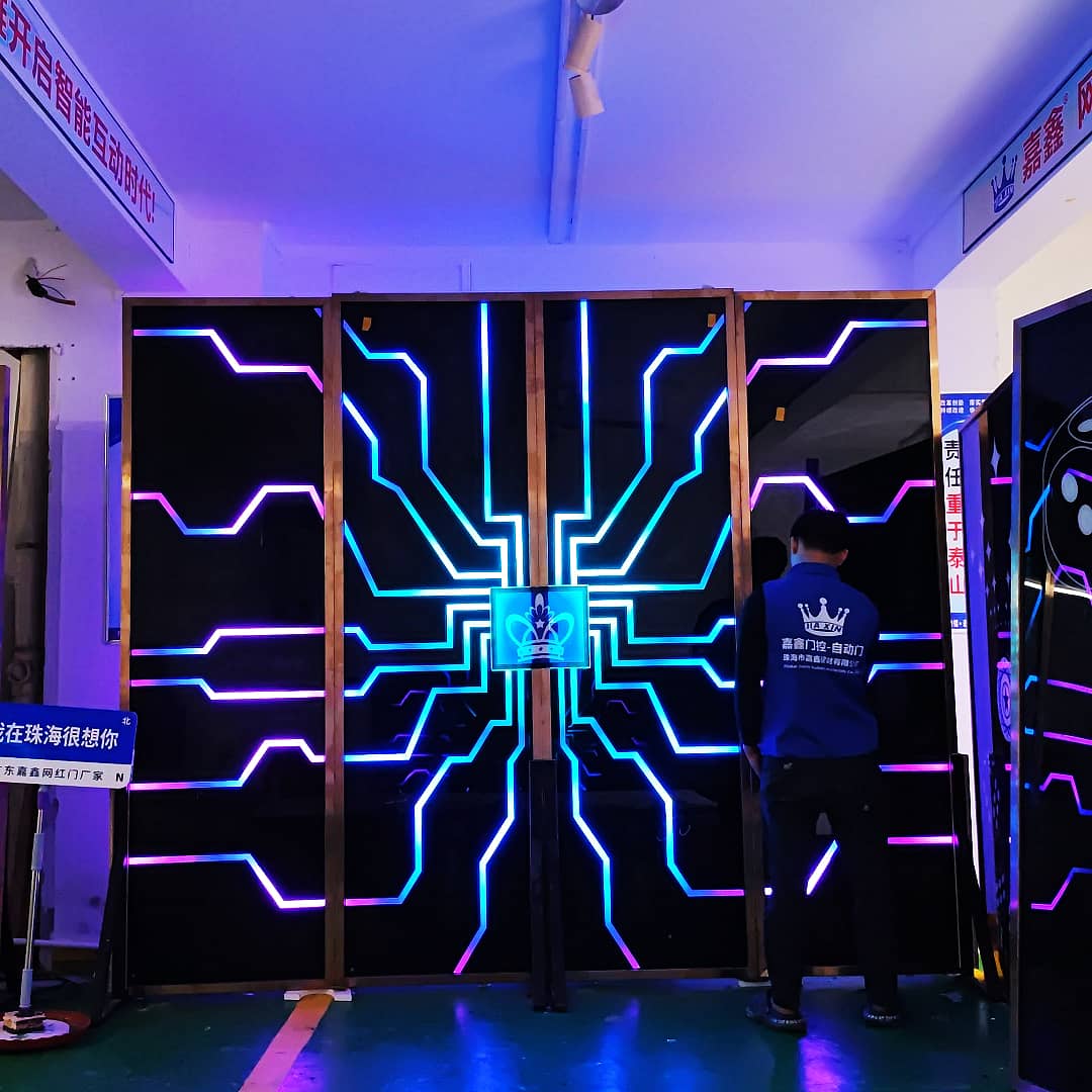 电竞馆科技手掌感应开门定制厂家