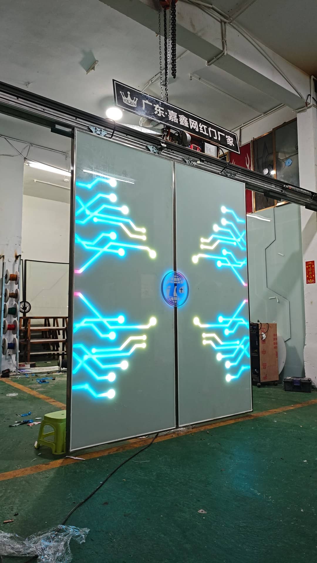 霓虹灯网红门 隧道镜深渊镜 设计定制